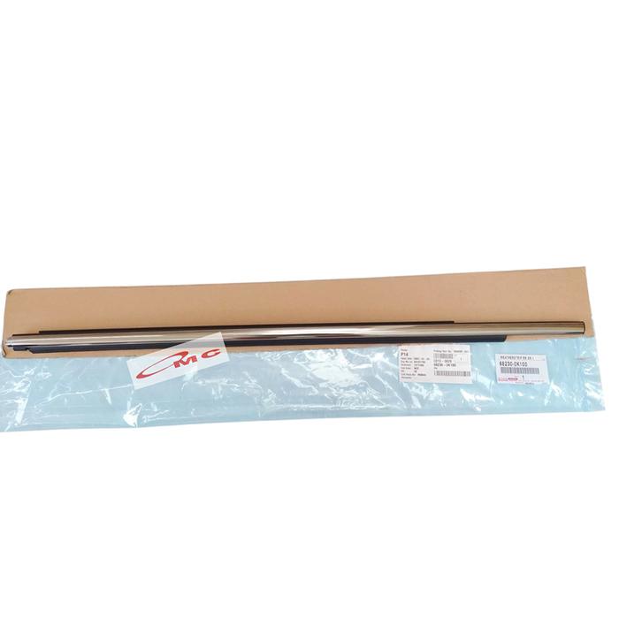Pelipit Pintu Karet Kaca Luar Chrome Belakang Kiri Toyota Fortuner Vrz 2016-Up Original Toyota 68230-0K100 Original ori asli